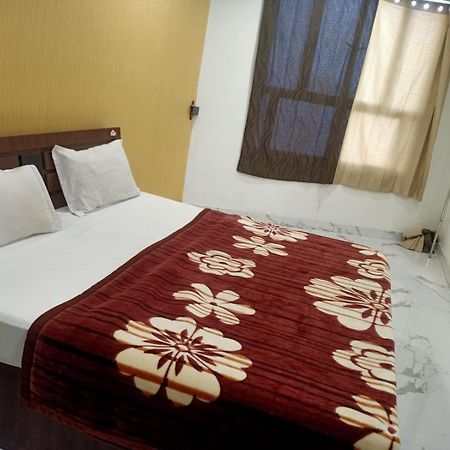 Sapphire Palace 3 Hotel Dźajpur Zewnętrze zdjęcie