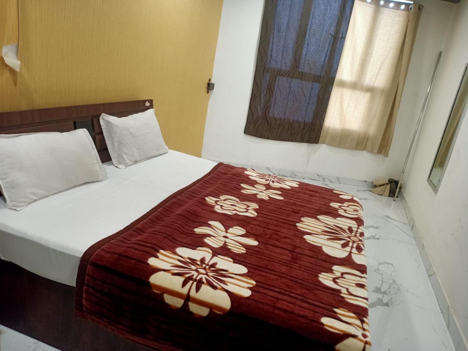 Sapphire Palace 3 Hotel Dźajpur Zewnętrze zdjęcie